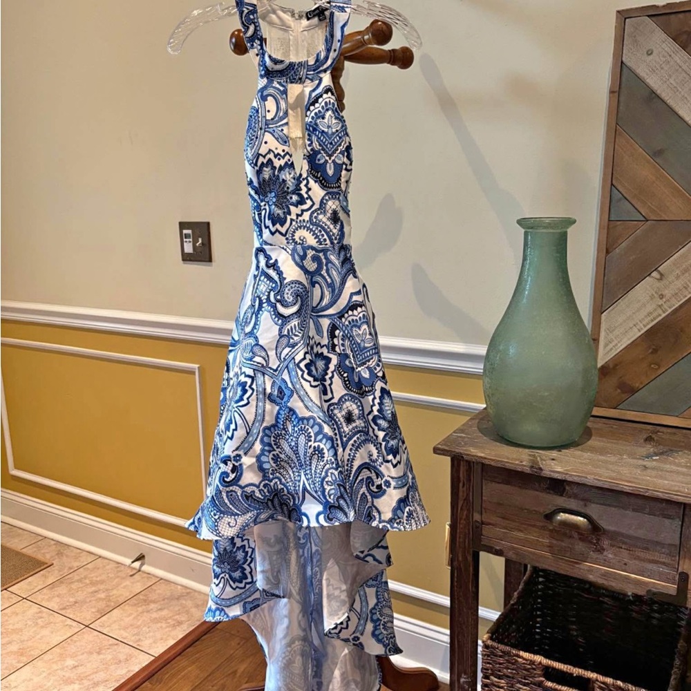 Chic Blue and White Patterned High Low Dress